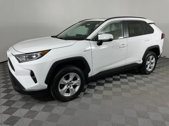 2020 Toyota RAV4 Hybrid XLE