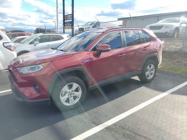 2020 Toyota RAV4 Hybrid XLE