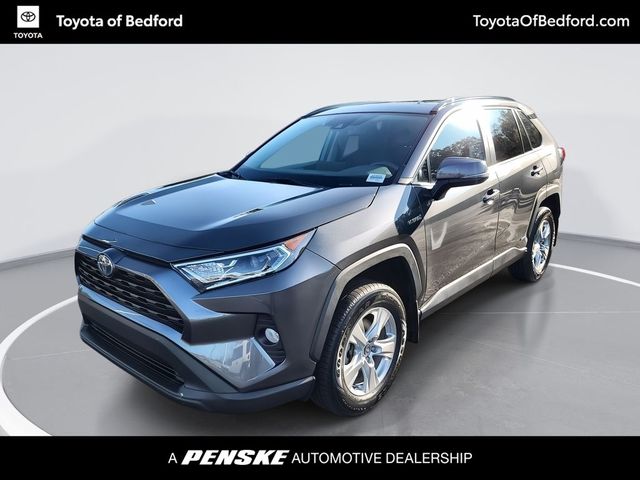 2020 Toyota RAV4 Hybrid XLE