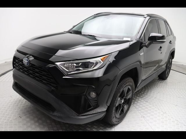 2020 Toyota RAV4 Hybrid XLE