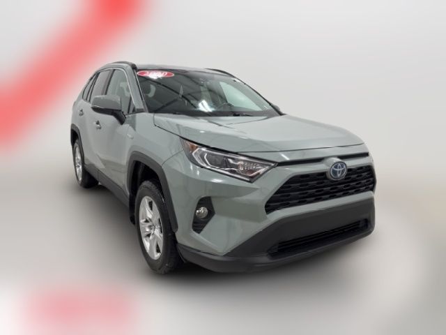 2020 Toyota RAV4 Hybrid XLE