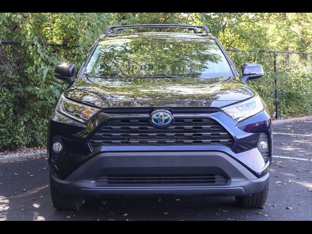 2020 Toyota RAV4 Hybrid XLE