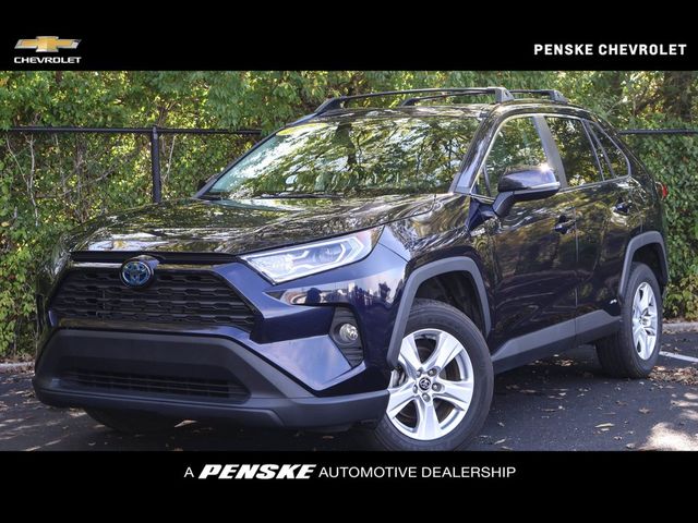 2020 Toyota RAV4 Hybrid XLE