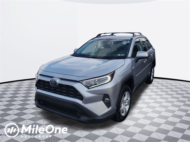 2020 Toyota RAV4 Hybrid XLE