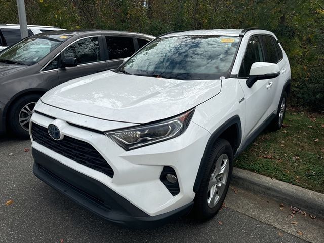 2020 Toyota RAV4 Hybrid XLE