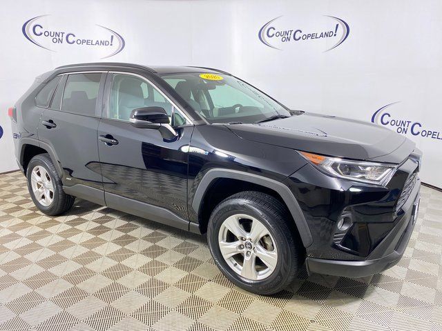 2020 Toyota RAV4 Hybrid XLE