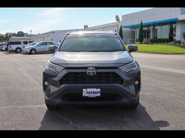 2020 Toyota RAV4 Hybrid XLE