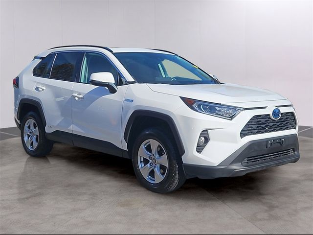 2020 Toyota RAV4 Hybrid XLE