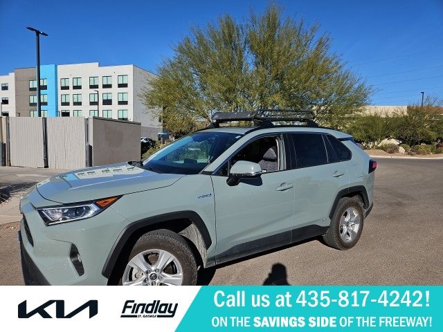 2020 Toyota RAV4 Hybrid XLE