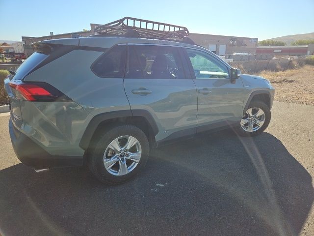 2020 Toyota RAV4 Hybrid XLE