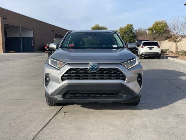 2020 Toyota RAV4 Hybrid XLE