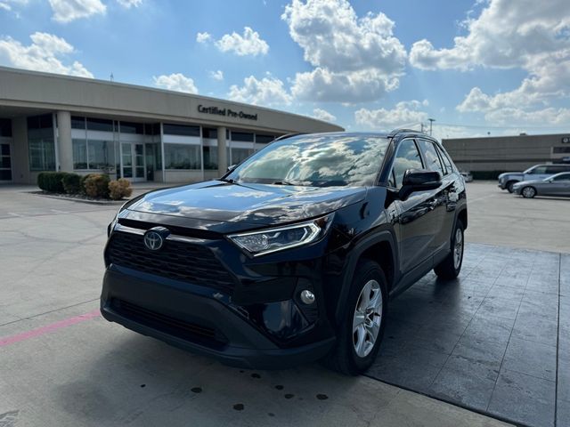 2020 Toyota RAV4 Hybrid XLE