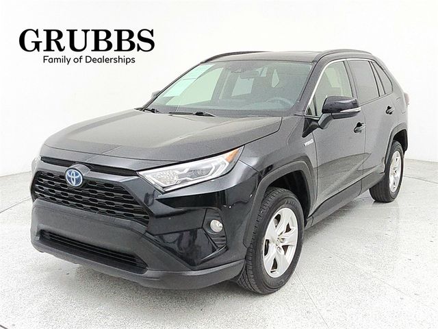 2020 Toyota RAV4 Hybrid XLE