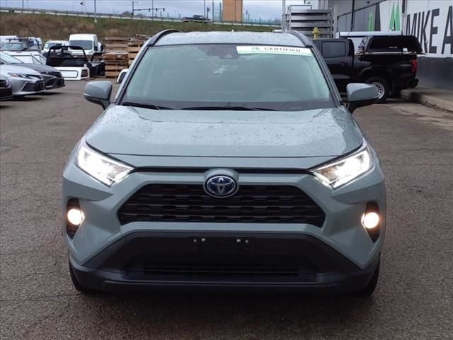 2020 Toyota RAV4 Hybrid XLE