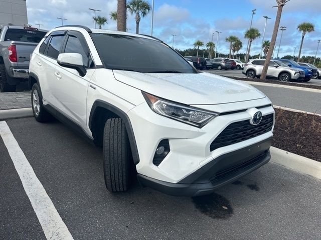 2020 Toyota RAV4 Hybrid XLE