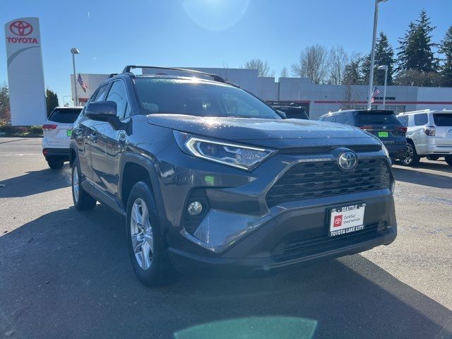 2020 Toyota RAV4 Hybrid XLE