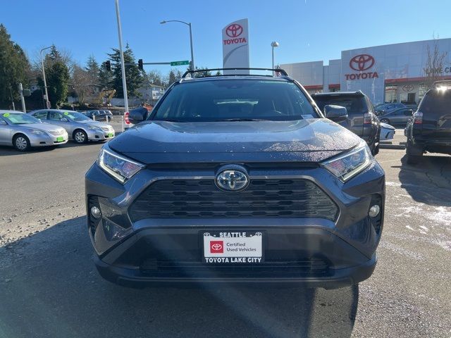 2020 Toyota RAV4 Hybrid XLE