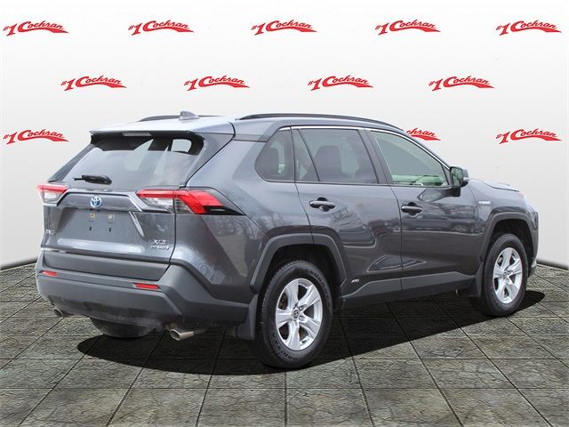 2020 Toyota RAV4 Hybrid XLE