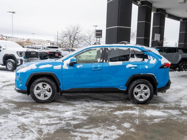 2020 Toyota RAV4 Hybrid XLE