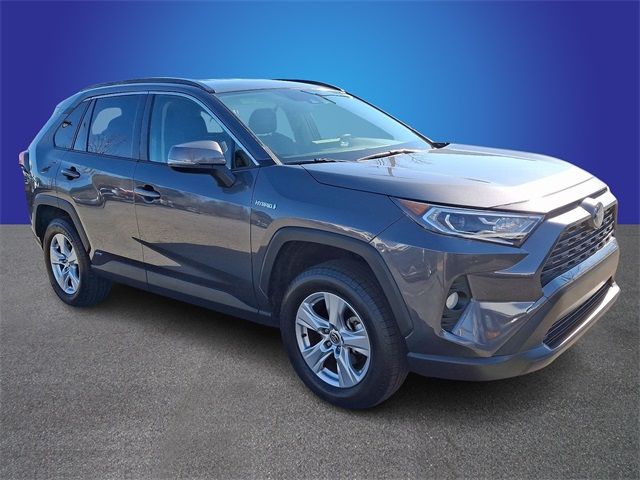 2020 Toyota RAV4 Hybrid XLE