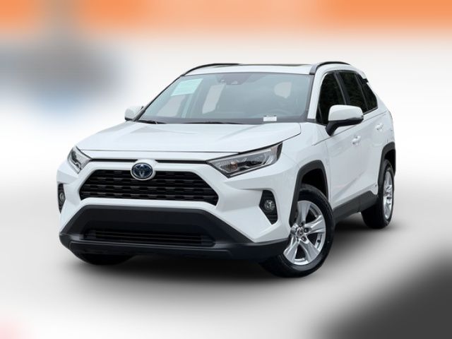 2020 Toyota RAV4 Hybrid XLE