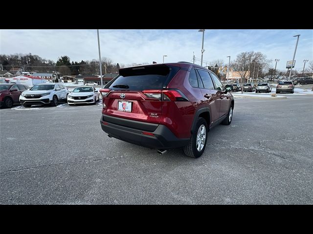 2020 Toyota RAV4 Hybrid XLE