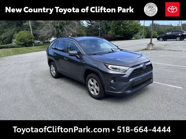 2020 Toyota RAV4 Hybrid XLE