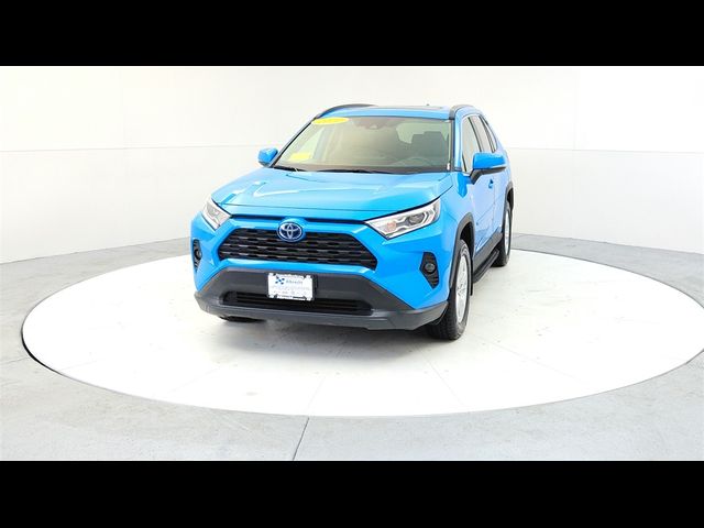 2020 Toyota RAV4 Hybrid XLE