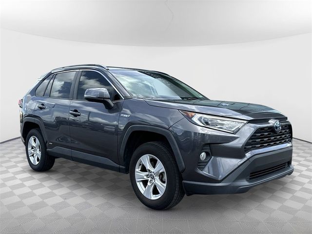 2020 Toyota RAV4 Hybrid XLE