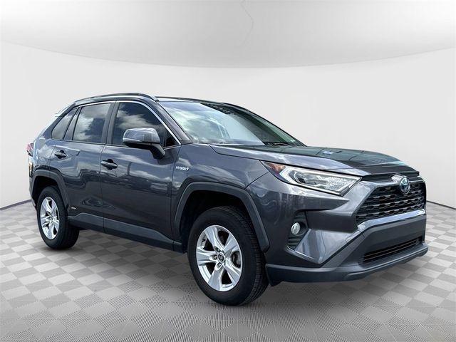 2020 Toyota RAV4 Hybrid XLE