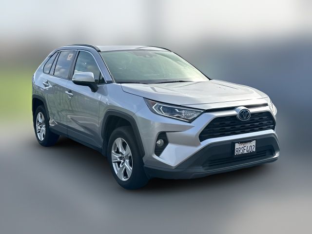 2020 Toyota RAV4 Hybrid XLE