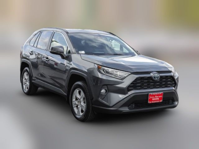 2020 Toyota RAV4 Hybrid XLE