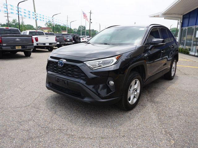 2020 Toyota RAV4 Hybrid XLE