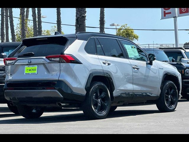 2020 Toyota RAV4 Hybrid XSE