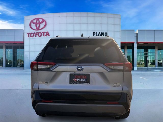 2020 Toyota RAV4 Hybrid XSE