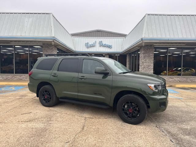 2020 Toyota Sequoia SR5