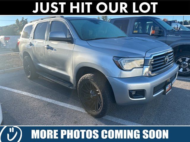 2020 Toyota Sequoia SR5