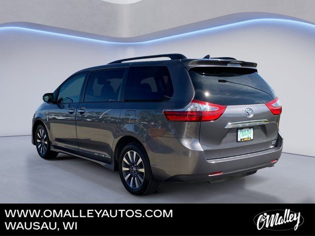 2020 Toyota Sienna 