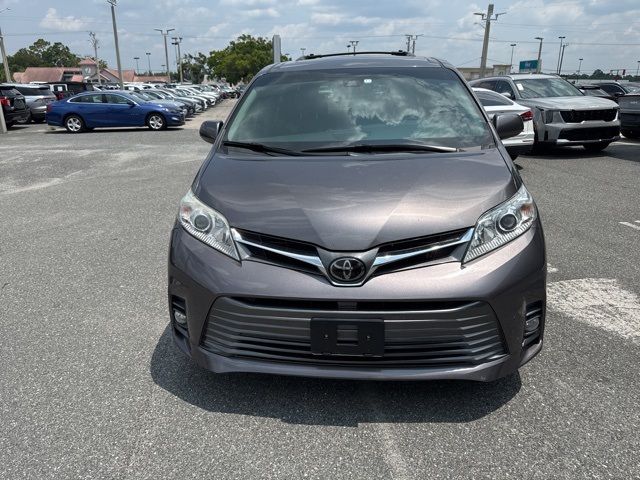 2020 Toyota Sienna XLE Premium