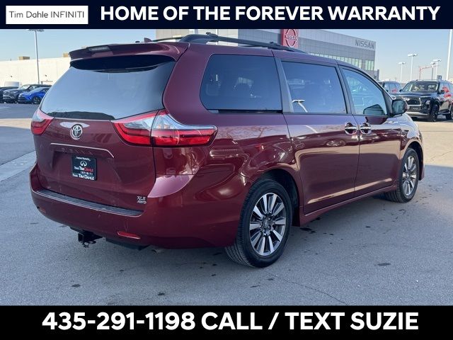 2020 Toyota Sienna XLE Premium