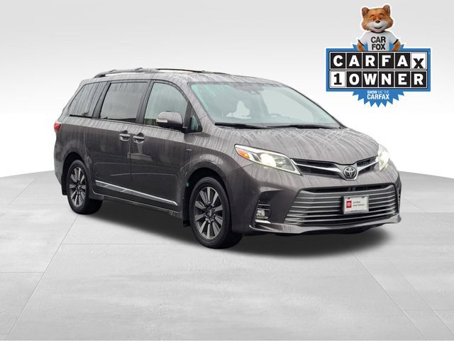 2020 Toyota Sienna Limited Premium