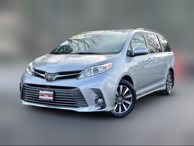 2020 Toyota Sienna 