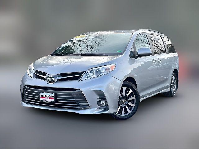 2020 Toyota Sienna 