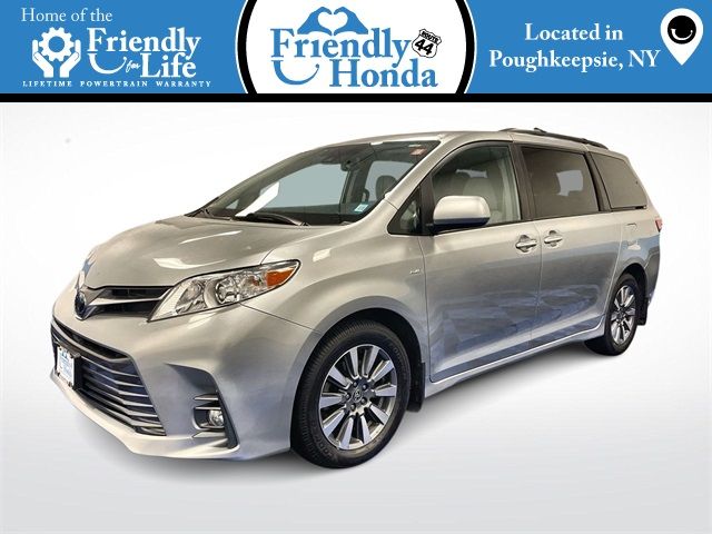 2020 Toyota Sienna 