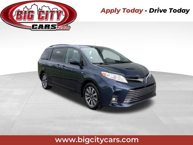 2020 Toyota Sienna 