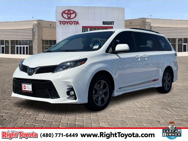 2020 Toyota Sienna SE Premium