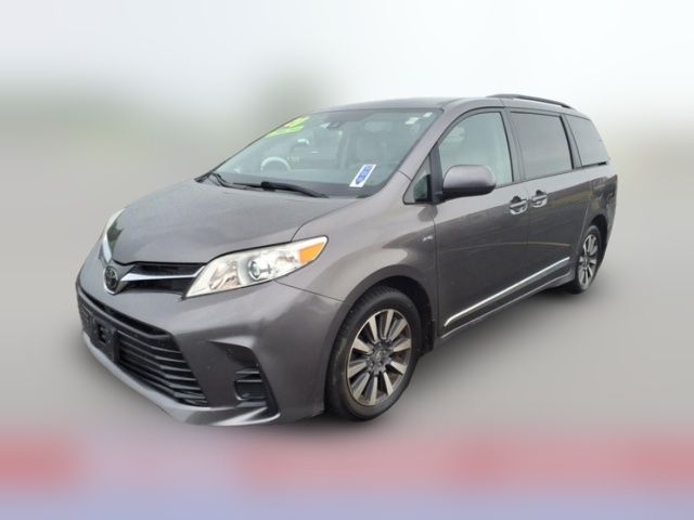 2020 Toyota Sienna LE