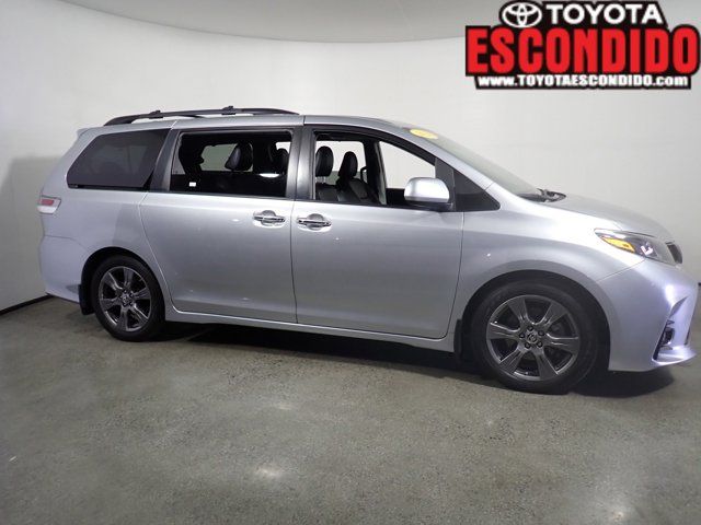 2020 Toyota Sienna 