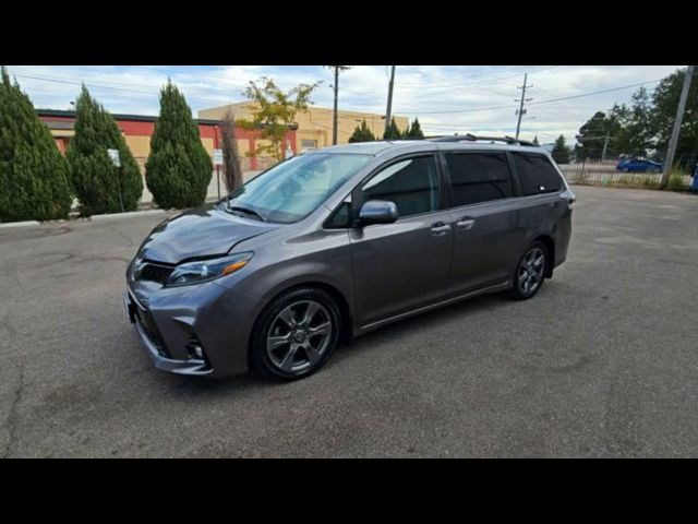 2020 Toyota Sienna 