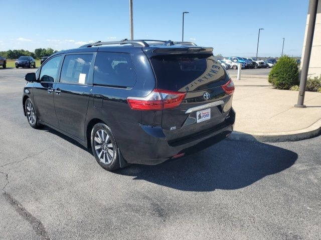 2020 Toyota Sienna XLE Premium